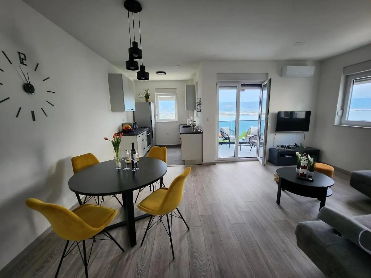 Feel Good View Apartment Trogir